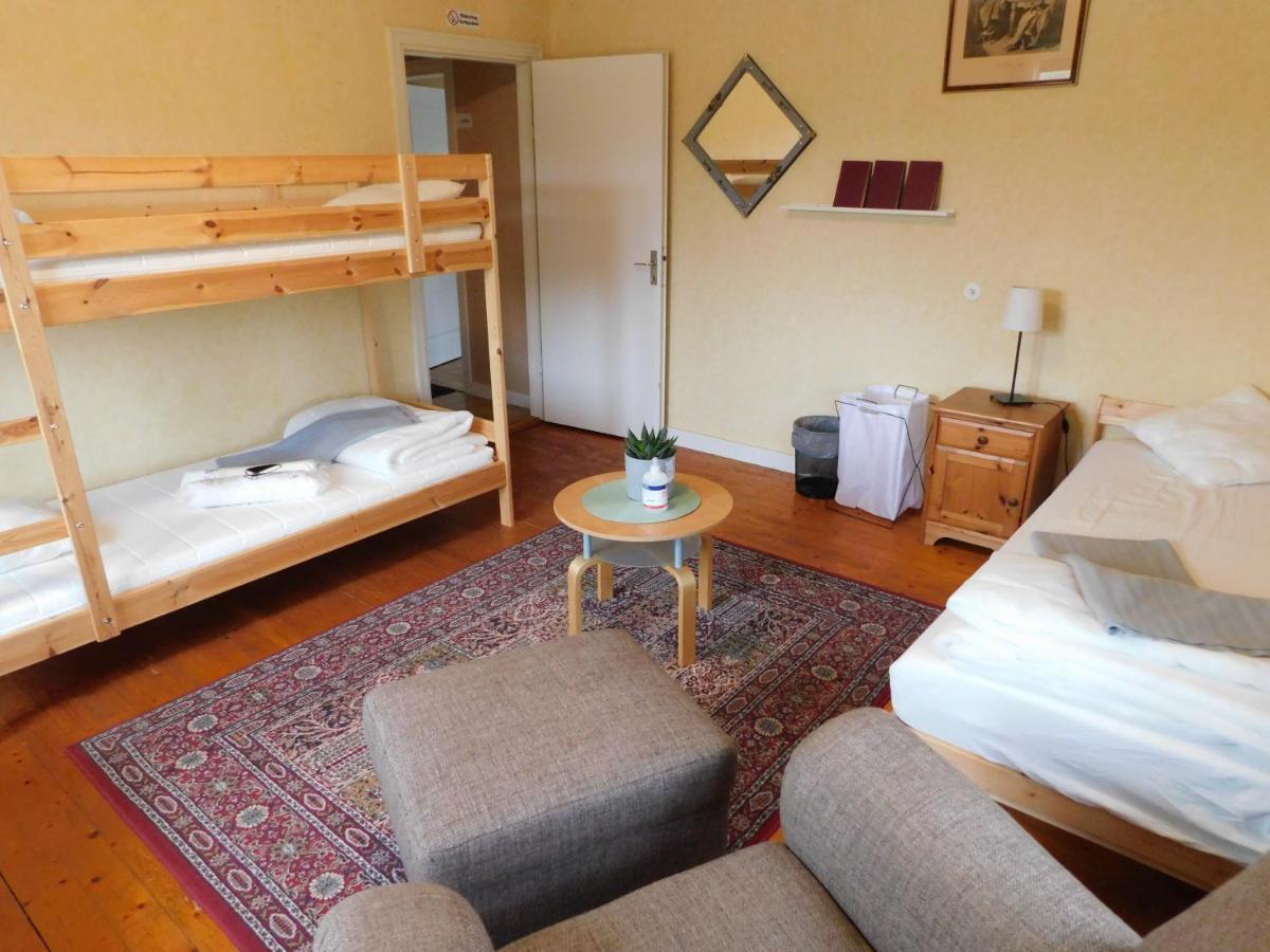 Solgarden Vandrarhem Hostal B&B Blackstad Exterior photo